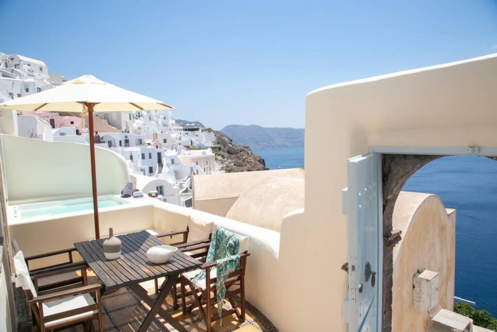 Dionyssos Cave House Villa Oia  Luaran gambar